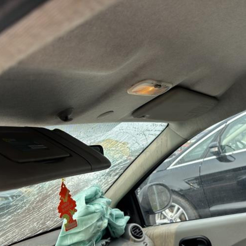 Aile avant droit RENAULT TWINGO 2 Photo n°15