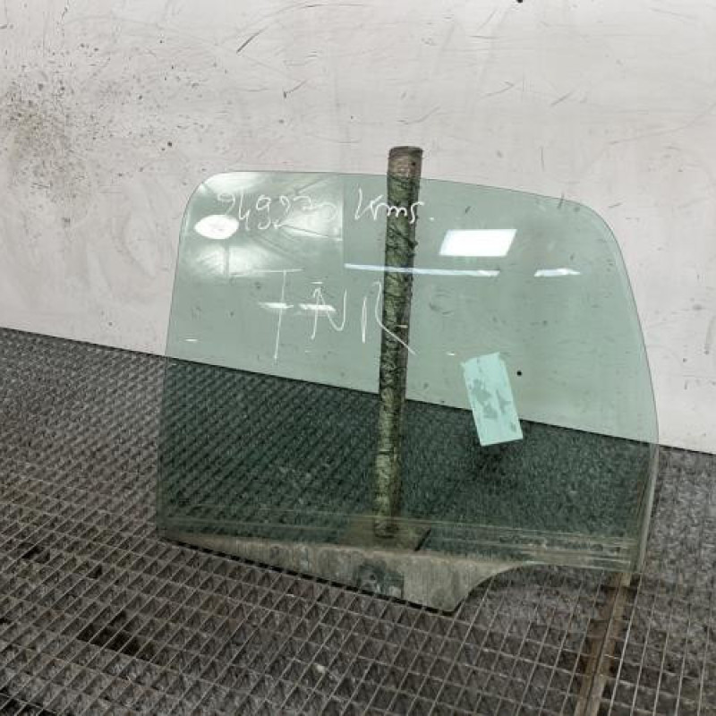 Vitre arriere gauche CITROEN C3 1 Photo n°3
