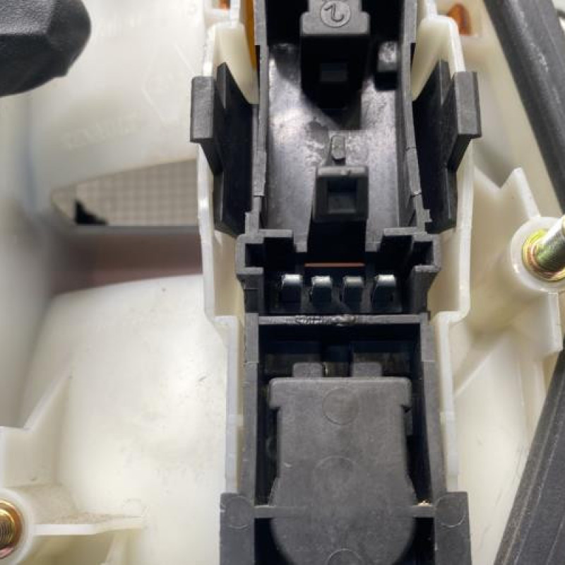 Feu arriere principal gauche (feux) RENAULT SAFRANE Photo n°3