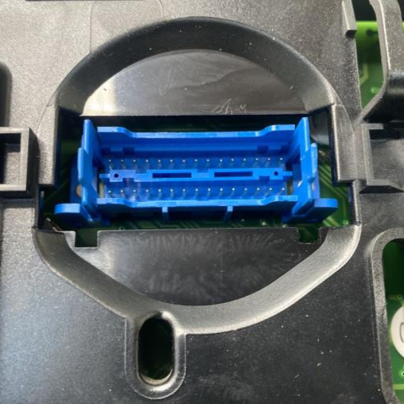 Compteur RENAULT SAFRANE Photo n°7