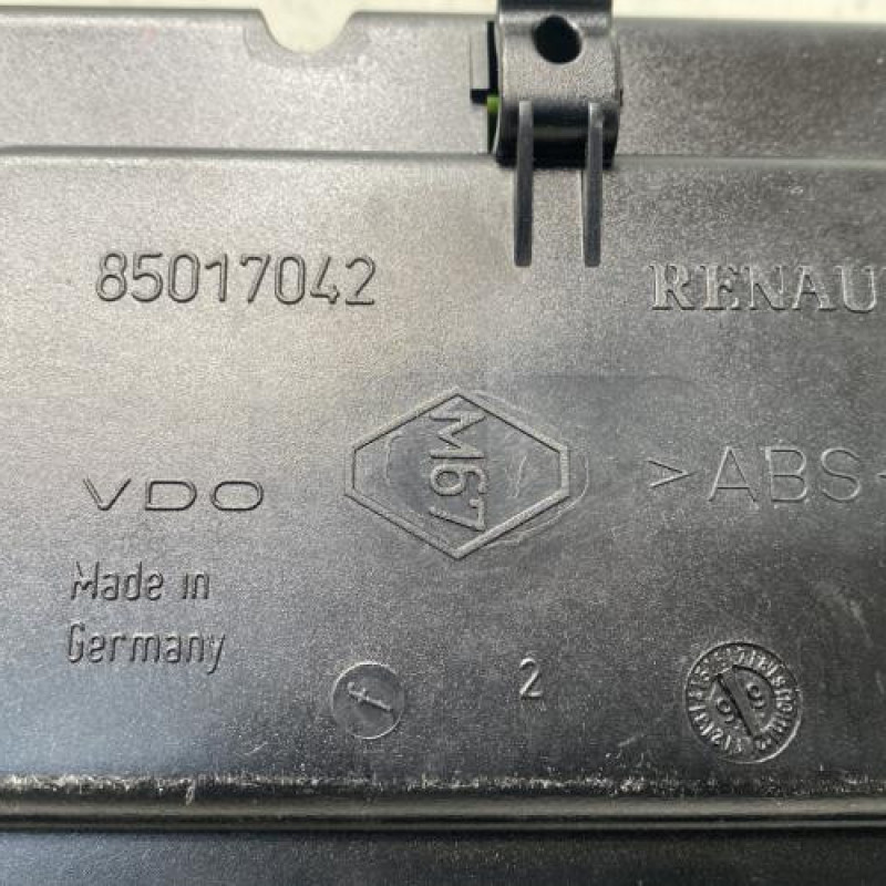 Compteur RENAULT SAFRANE Photo n°9