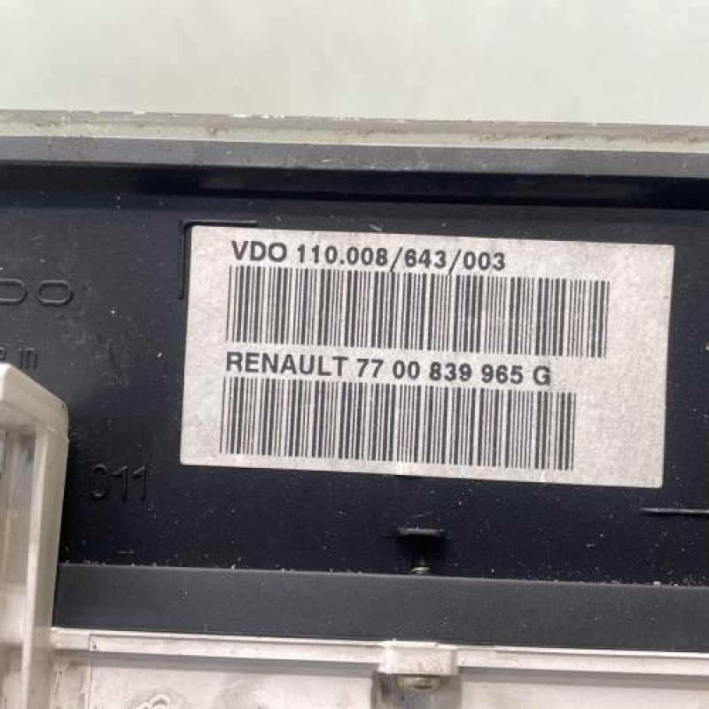 Compteur RENAULT SAFRANE Photo n°10