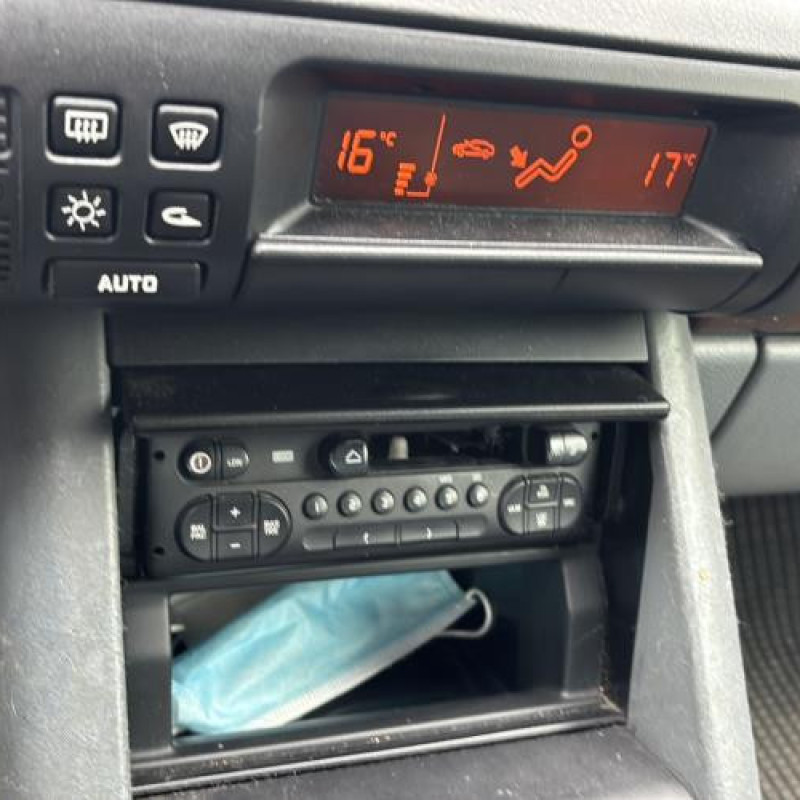 Interrupteur de leve vitre avant gauche RENAULT SAFRANE Photo n°20