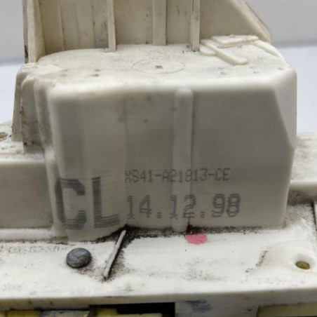 Serrure avant gauche FORD FOCUS 1