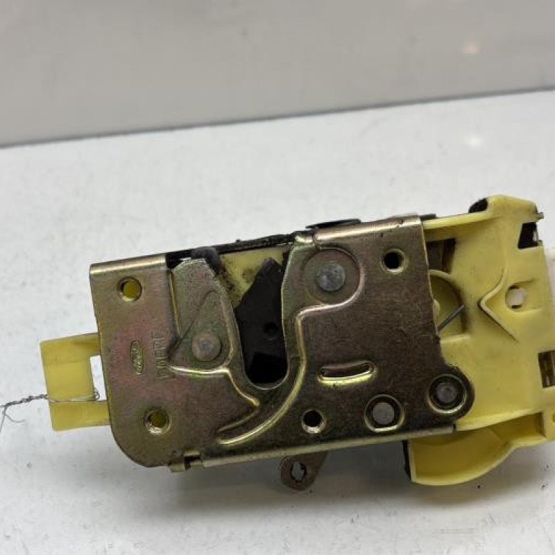 Serrure avant gauche FORD FOCUS 1 Photo n°5