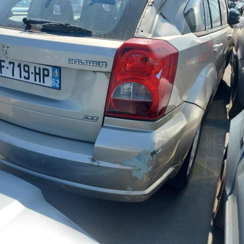 Moteur DODGE CALIBER Photo n°7