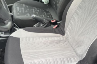 Boite de vitesses OPEL CORSA D