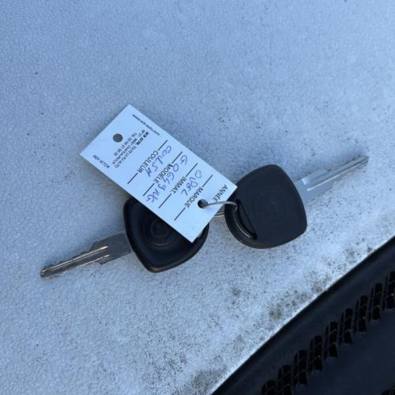 Optique avant principal droit (feux)(phare) OPEL CORSA B Photo n°9