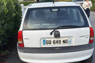 Retroviseur gauche OPEL CORSA B