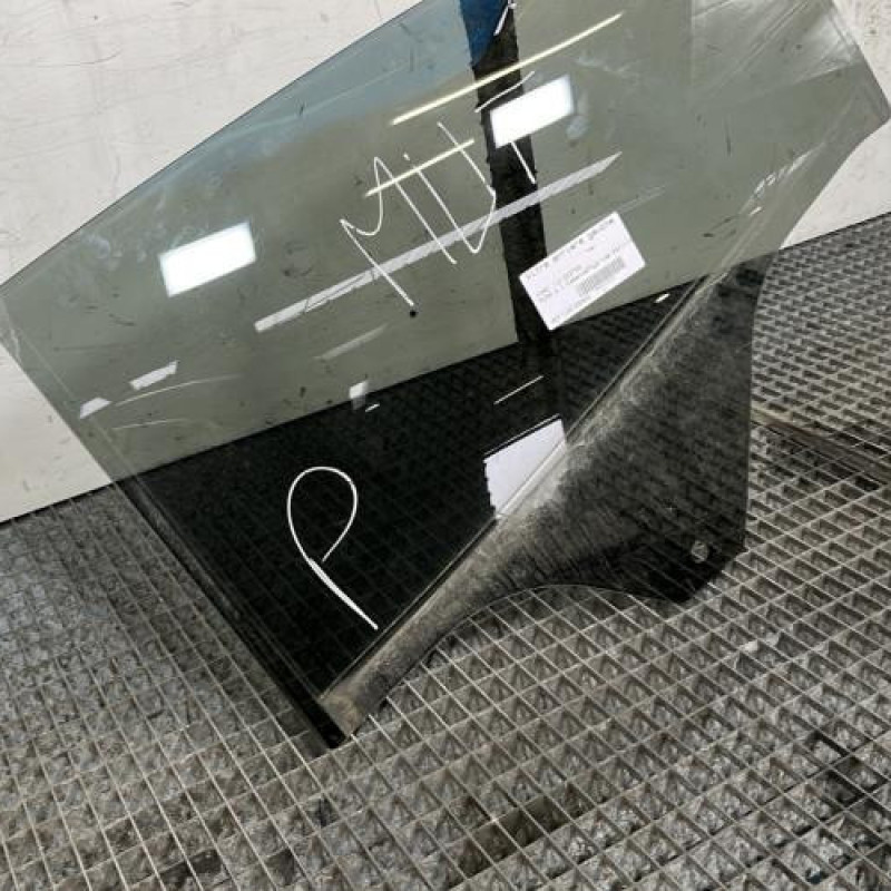 Vitre arriere gauche FORD PUMA 2 Photo n°2