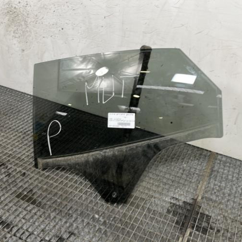 Vitre arriere gauche FORD PUMA 2 Photo n°3