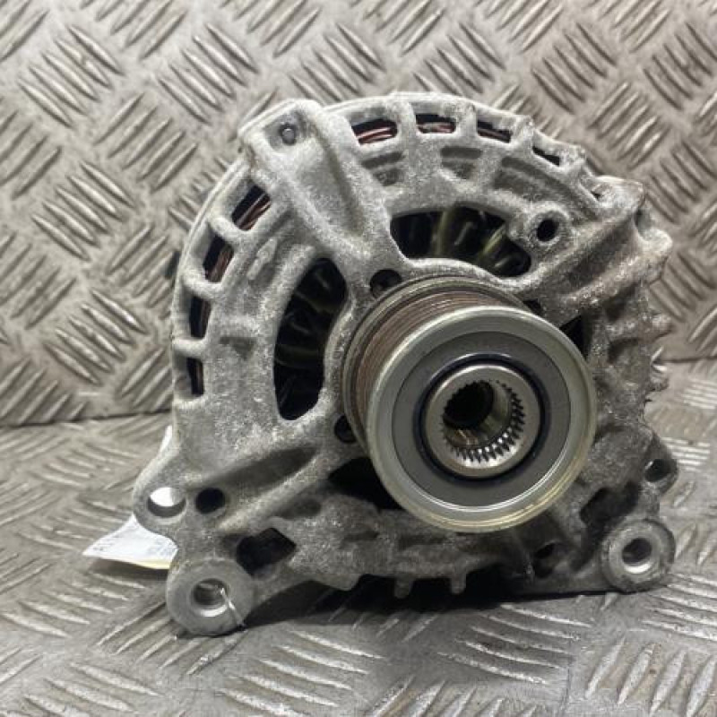 Alternateur VOLKSWAGEN GOLF 7 Photo n°3