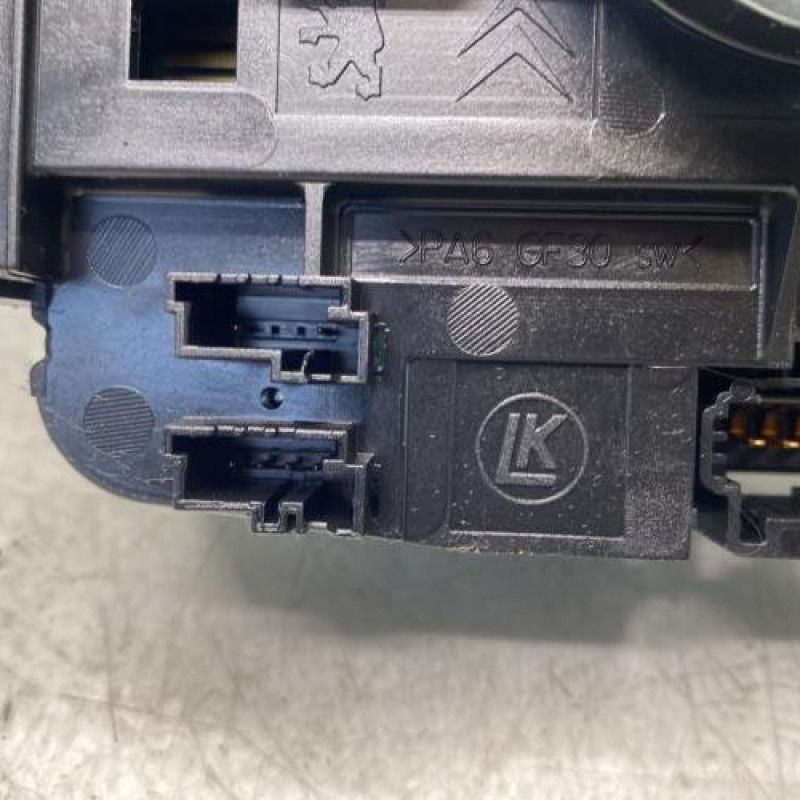 Com (Bloc Contacteur Tournant+Commodo Essuie Glace+Commodo Phare) CITROEN C3 2 Photo n°7