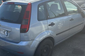 Anti brouillard gauche (feux) FORD FIESTA 5