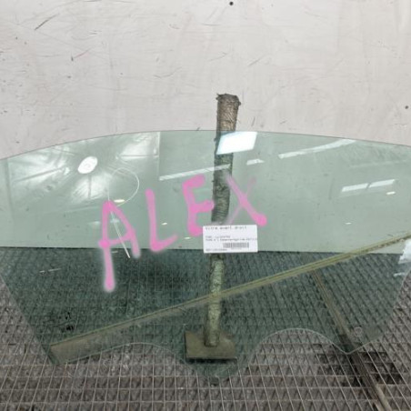 Vitre avant droit FORD PUMA 2 Photo n°1