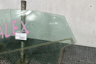 Vitre avant droit FORD PUMA 2