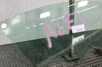 Vitre avant droit FORD PUMA 2