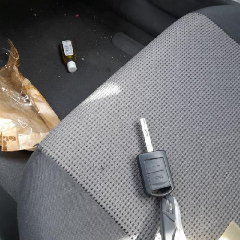 Calculateur moteur OPEL CORSA C Photo n°20