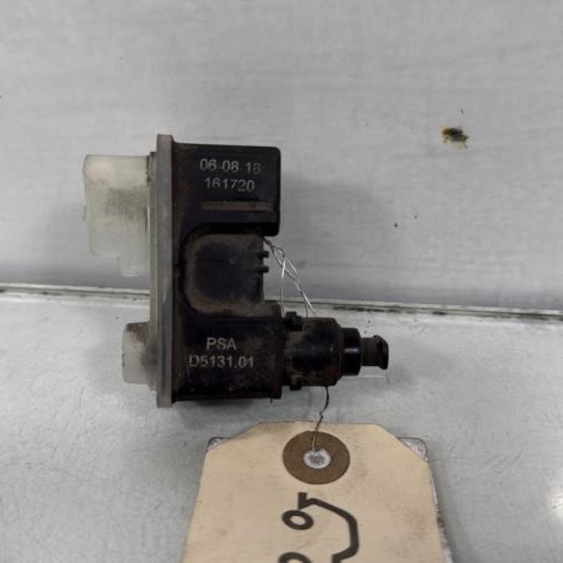 Actionneur verrou trappe d'essence PEUGEOT 308 2 Photo n°4