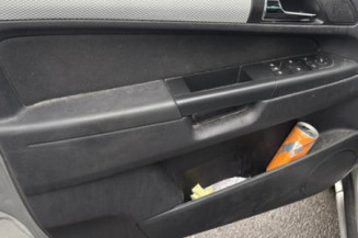 Anti brouillard gauche (feux) OPEL ZAFIRA B