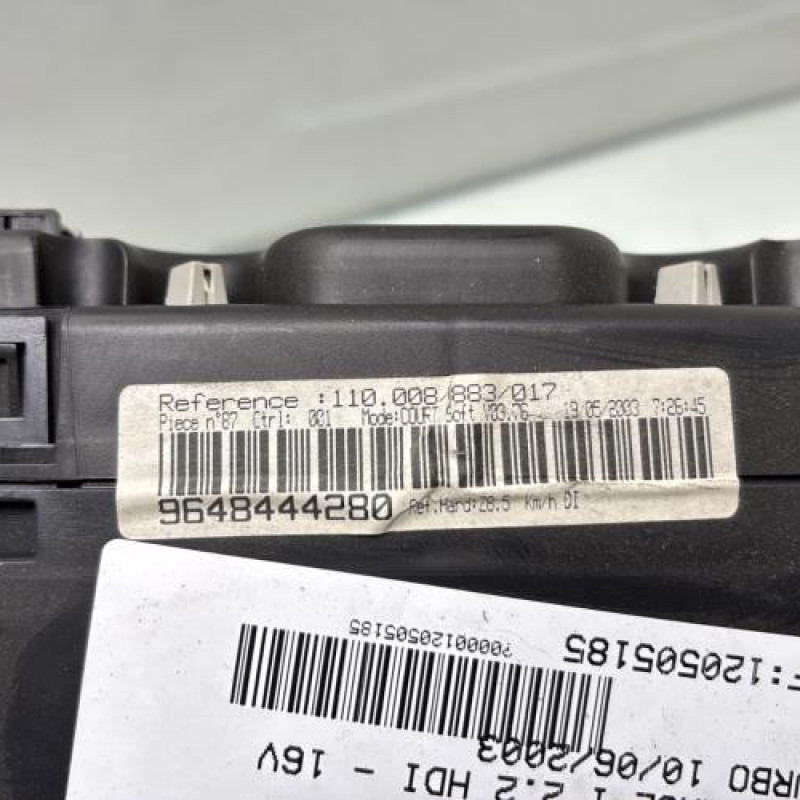 Compteur PEUGEOT 607 Photo n°4