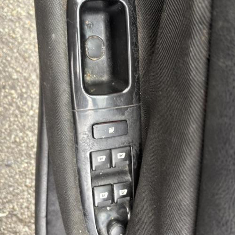 Compteur PEUGEOT 607 Photo n°15