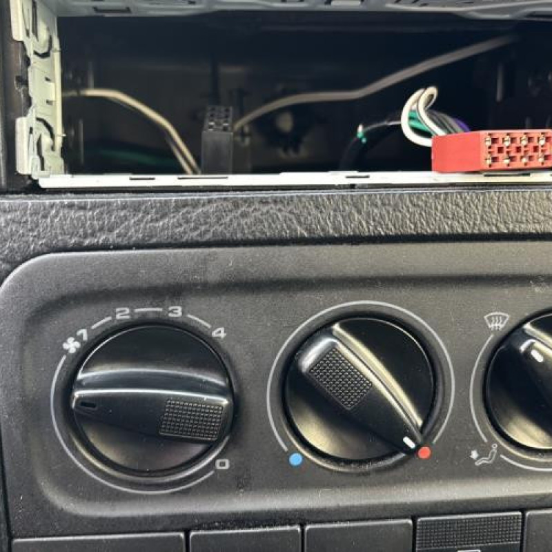 Compteur VOLKSWAGEN VENTO Photo n°12