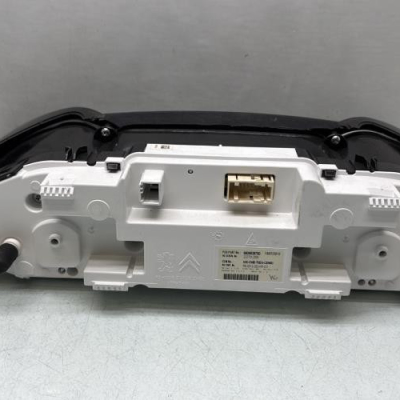 Compteur PEUGEOT 308 2 Photo n°3