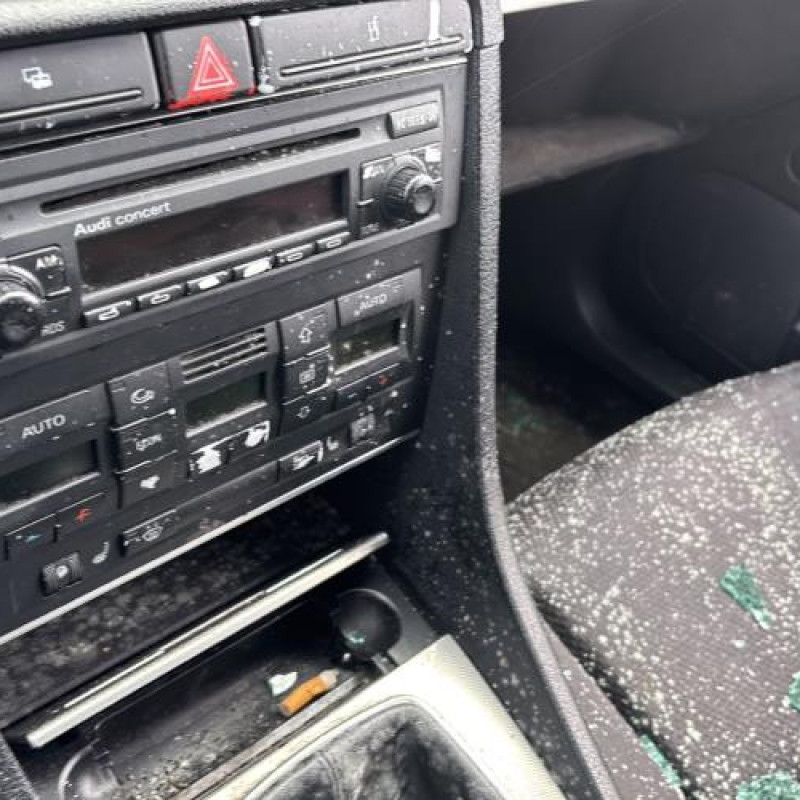 Leve vitre electrique avant droit AUDI A4 2 Photo n°19