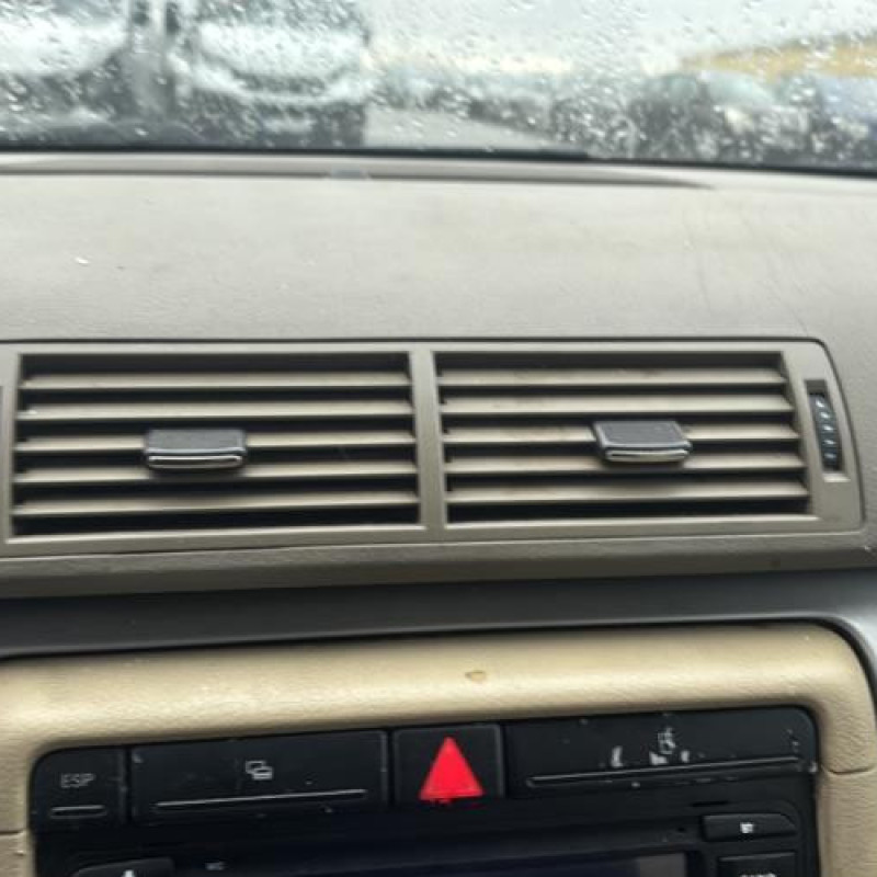 Leve vitre electrique avant droit AUDI A4 2 Photo n°19