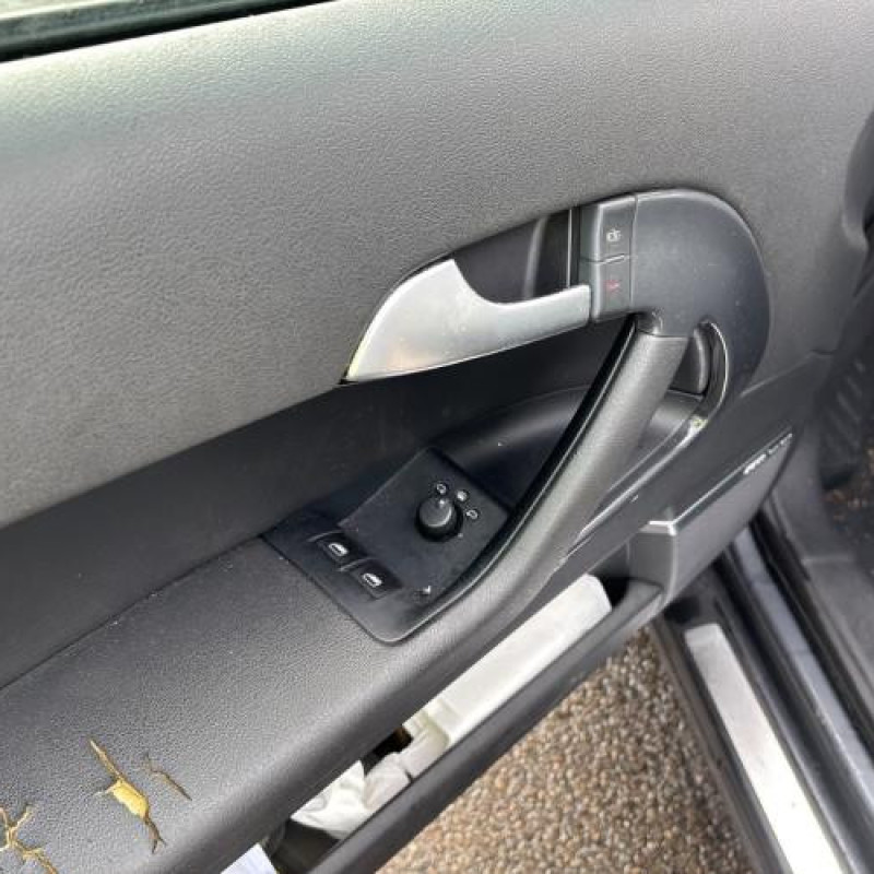 Interrupteur de leve vitre avant gauche AUDI A3 2 Photo n°10