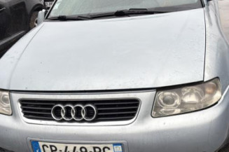 Feu arriere stop central AUDI A3 1