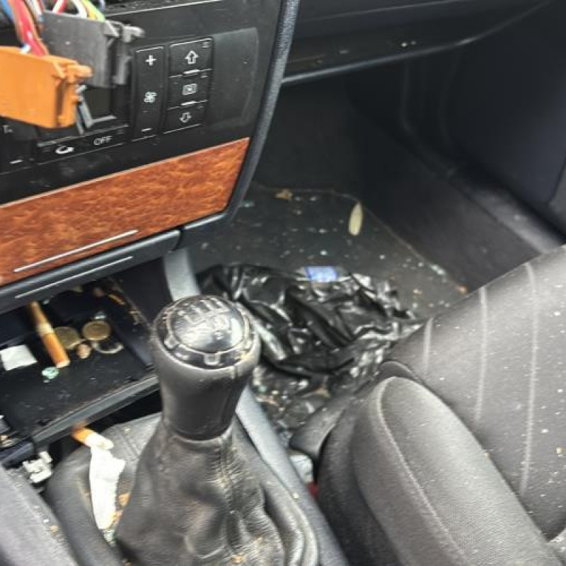 Feu arriere stop central AUDI A3 1 Photo n°19