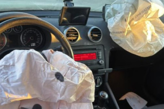 Pivot de moyeu arriere gauche AUDI A3 2