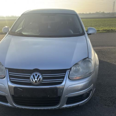 Pivot de moyeu arriere droit VOLKSWAGEN JETTA 3