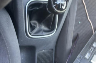 Pivot de moyeu arriere droit VOLKSWAGEN JETTA 3