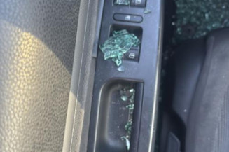 Pivot de moyeu arriere gauche VOLKSWAGEN JETTA 3