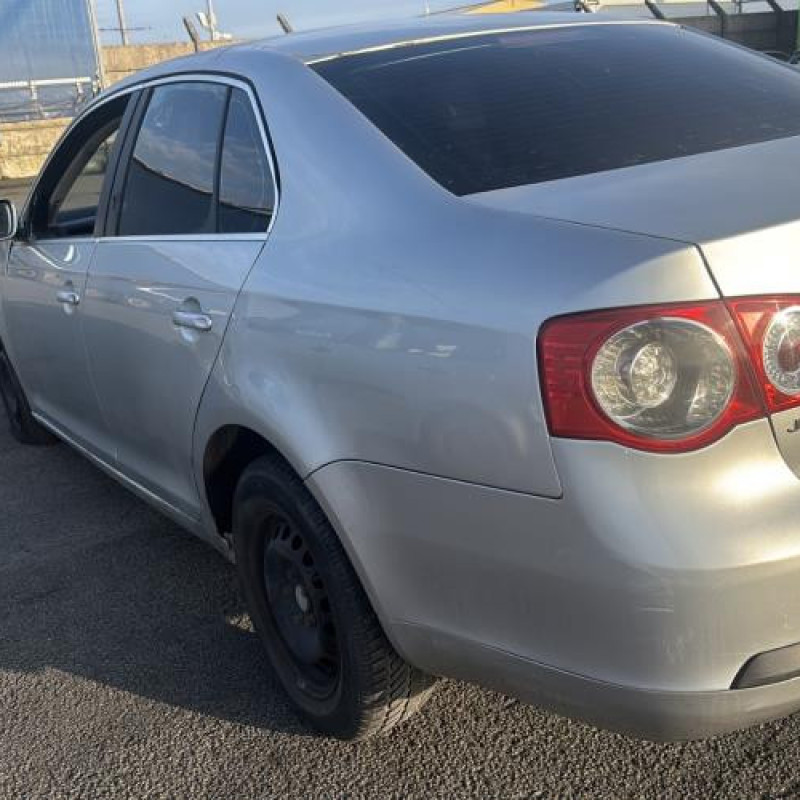 Pivot de moyeu arriere gauche VOLKSWAGEN JETTA 3 Photo n°7