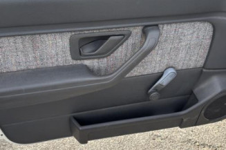 Vitre arriere gauche PEUGEOT 405