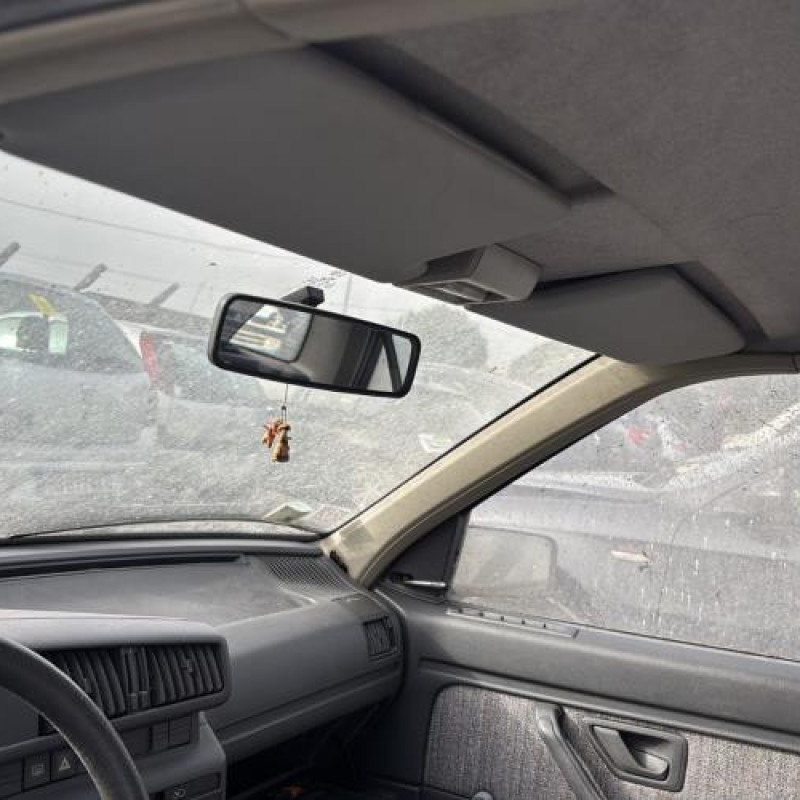 Antenne PEUGEOT 405 Photo n°12