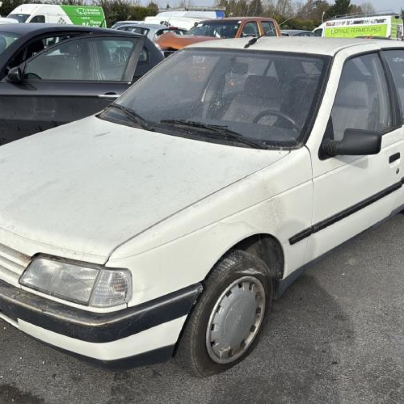 Cremaillere assistee PEUGEOT 405 Photo n°1