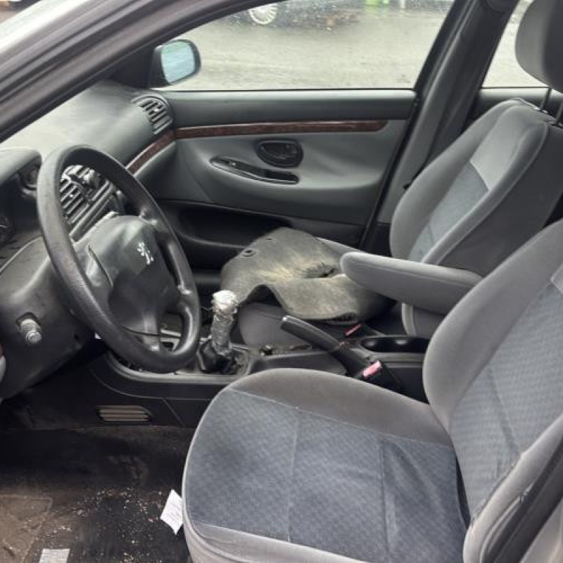 Vase de lave glace PEUGEOT 406 Photo n°12