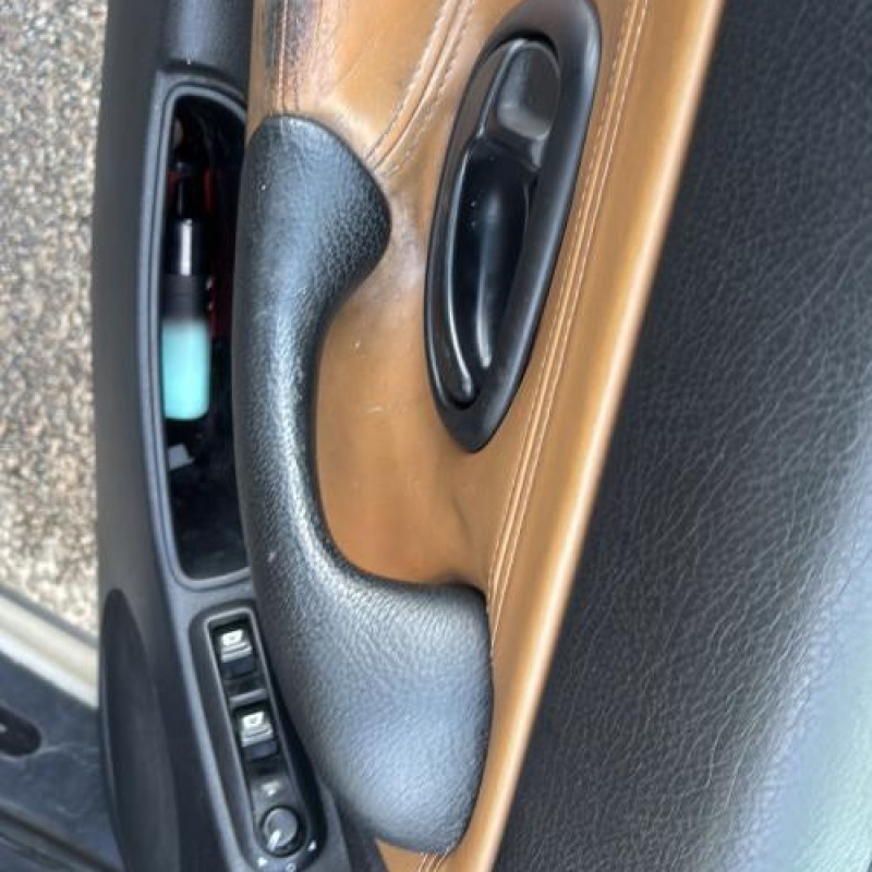 Levier frein à main PEUGEOT 406 Photo n°10