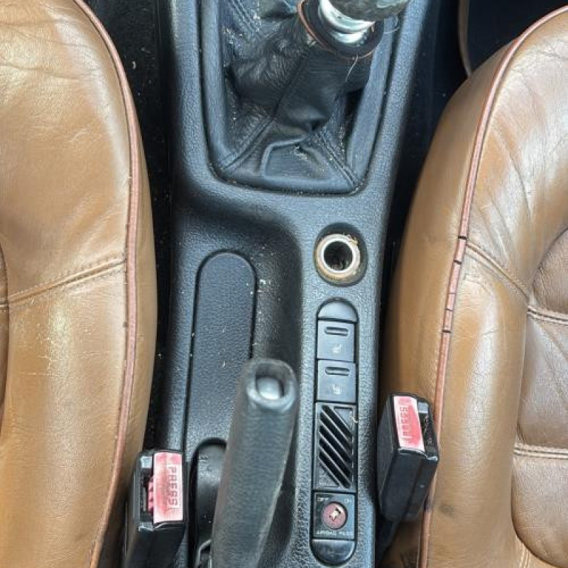 Moteur essuie glace avant PEUGEOT 406 Photo n°17