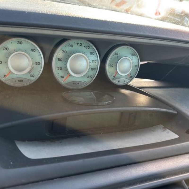 Vase de lave glace PEUGEOT 807 Photo n°18