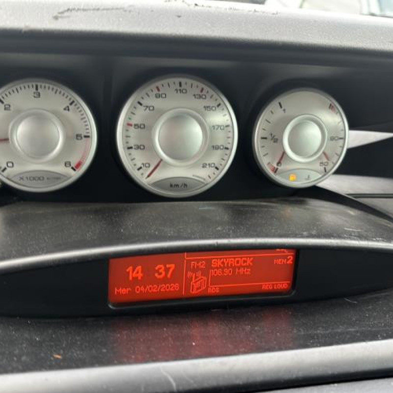 Pompe de direction CITROEN C8 Photo n°18