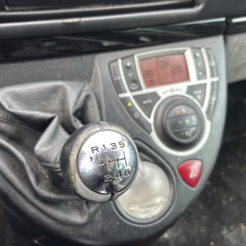 Pompe de direction CITROEN C8 Photo n°20