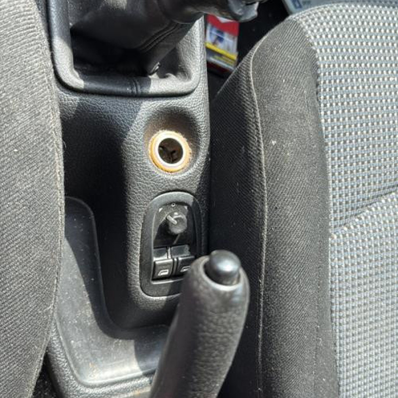 Porte avant droit PEUGEOT 206 Photo n°20