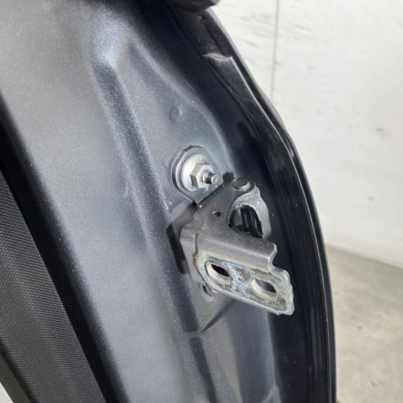 Porte arriere gauche RENAULT TWINGO 3 Photo n°4