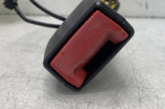 Attache ceinture avant droit RENAULT TWINGO 3 Photo n°1